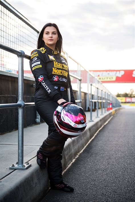 Former driver turned OnlyFans star Renee Gracie is planning a。